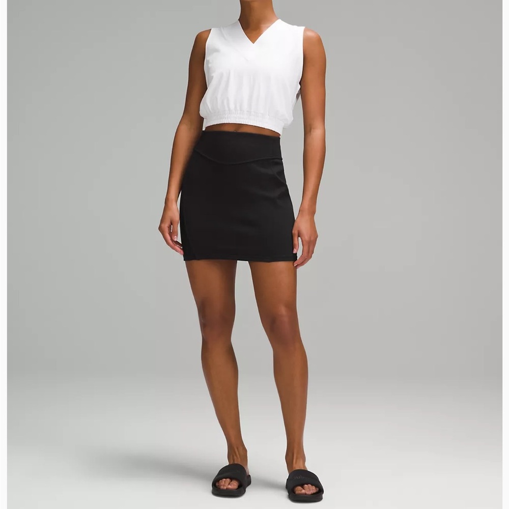Lululemon | Scuba High-Rise Mini Skirt in black | NWOT